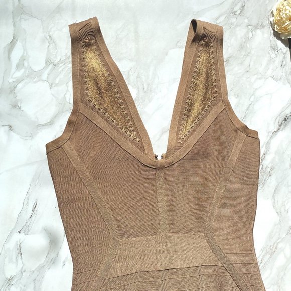 Marciano Los Angeles Women's Brown Sleeveless Back Zipper Midi Dress Size Small - Picture 3 of 8